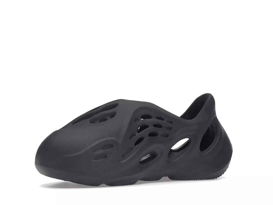 Фото № 3 с приближением к товару «‎adidas Yeezy Foam RNR Onyx (Kids)»
