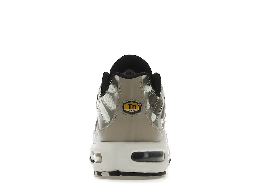 Фото № 4 с приближением к товару «‎Nike Air Max Plus Brushstroke Camo»