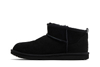 Фото № 4 с приближением к товару «‎UGG Classic Ultra Mini Boot Kids Black»