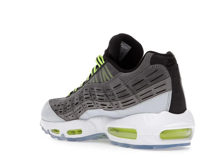 Фото № 6 с приближением к товару «‎Nike Air Max 95 Kim Jones Total Volt»