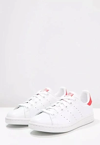 Фото № 4 с приближением к товару «‎STAN SMITH»
