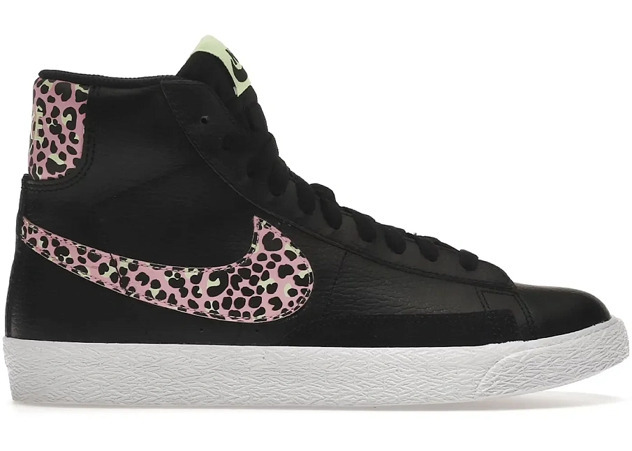 Фото № 1 с приближением к товару «‎Nike Blazer Mid»