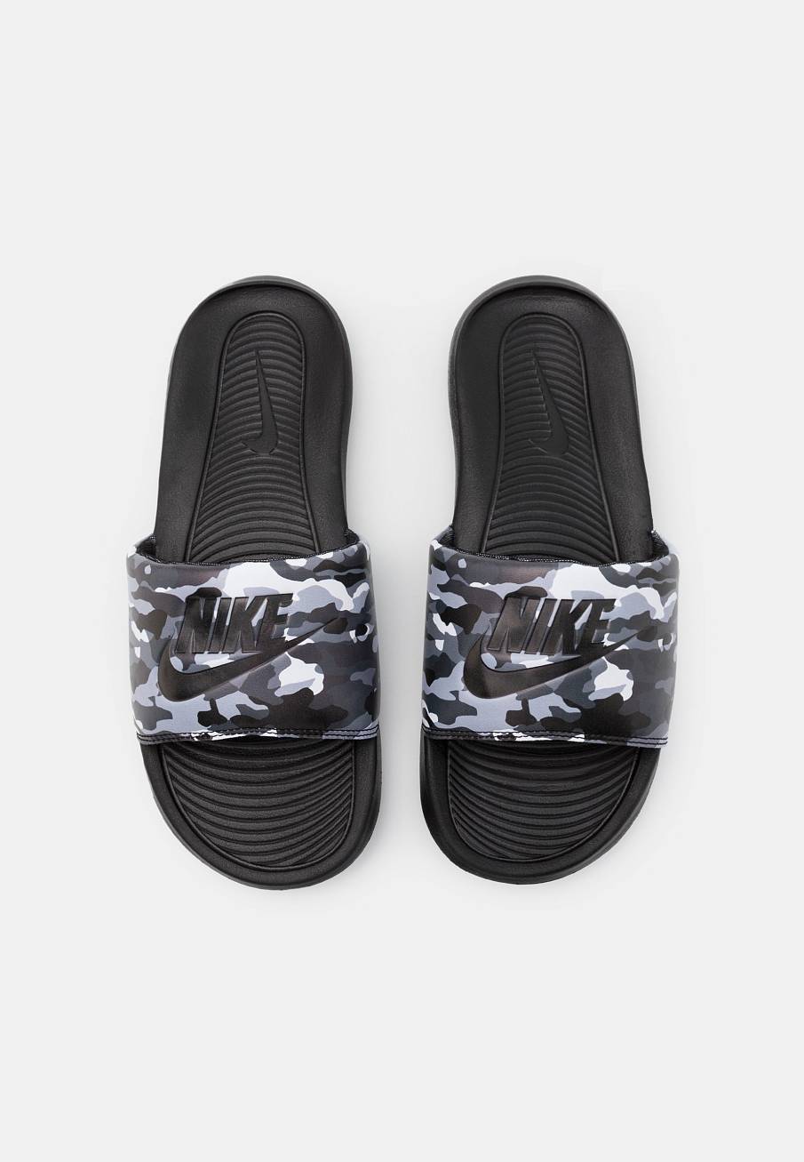 Фото № 3 с приближением к товару «‎Nike Victori One Slide Print»