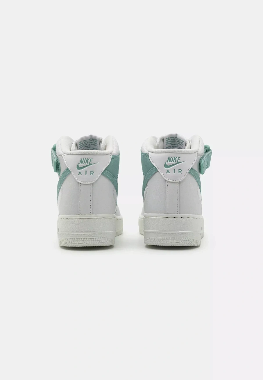 Фото № 4 с приближением к товару «‎AIR FORCE 1 '07 MID »