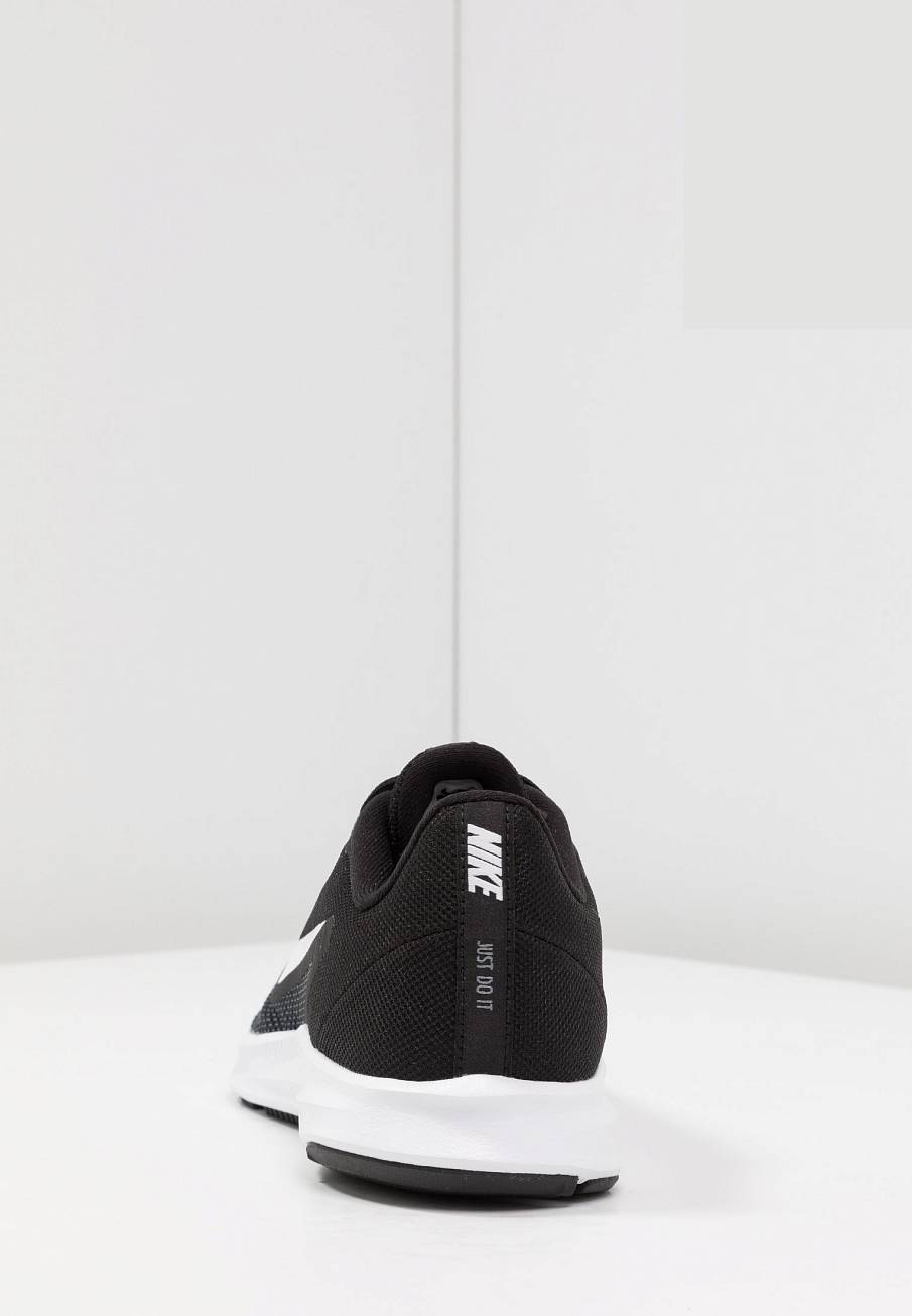 Фото № 4 с приближением к товару «‎Nike Downshifter»
