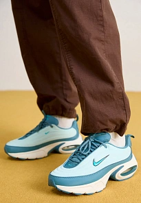 Фото № 2 с приближением к товару «‎AIR MAX PORTAL»