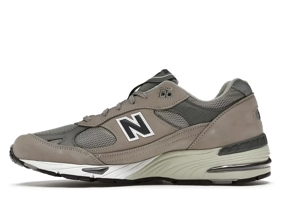 Фото № 3 с приближением к товару «‎New Balance 991»