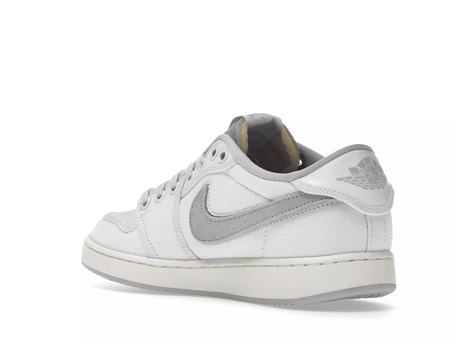 Фото № 5 с приближением к товару «‎Jordan 1 Retro AJKO Low SP Union White Canvas»