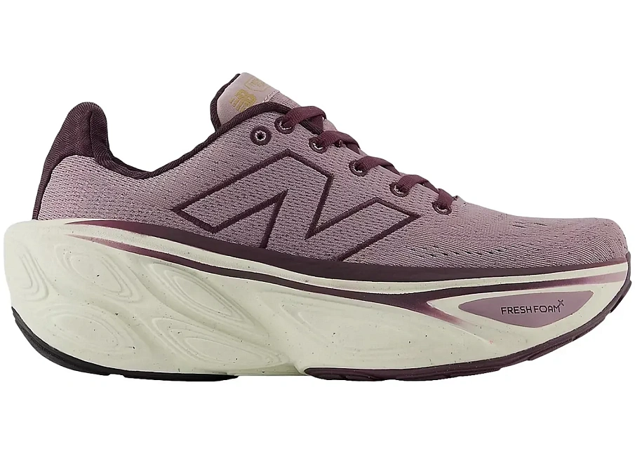 Фото № 1 с приближением к товару «‎New Balance Fresh Foam X More v5»
