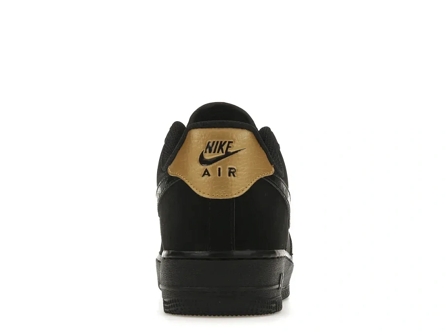 Фото № 4 с приближением к товару «‎Nike Air Force 1 Low Nubuck Black Metallic Gold (2021)»