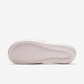 Nike Victori One - 4
