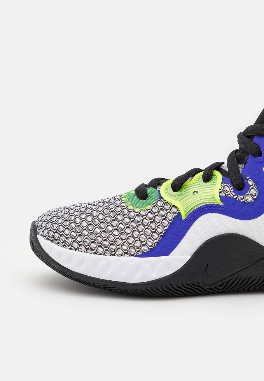 Фото № 3 с приближением к товару «‎Nike Renew Elevate II»