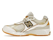 Фото № 3 с приближением к товару «‎New Balance 2002R»