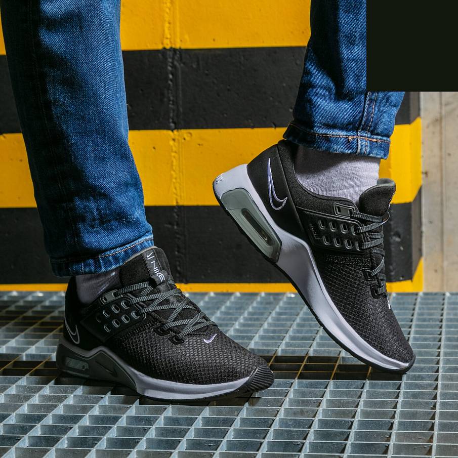 Фото № 2 с приближением к товару «‎Nike Wmns Air Max Bella TR 4 'Black White'»