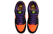 Фото № 4 с приближением к товару «‎Nike SB Dunk Low Pro Night of Mischief»