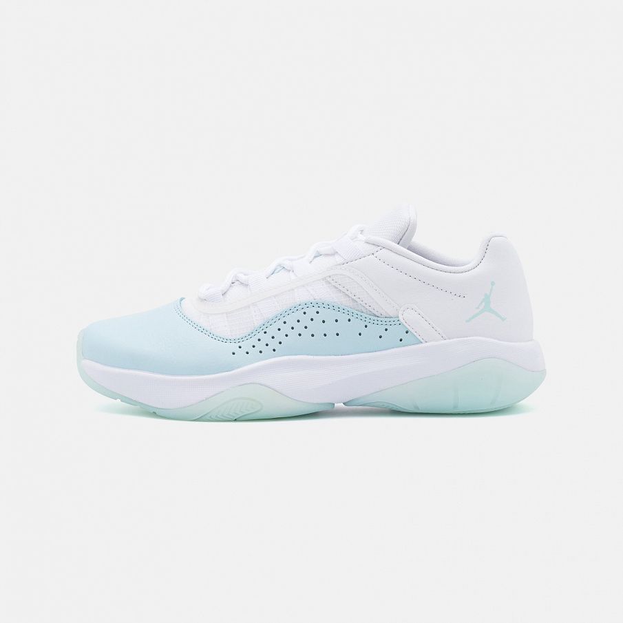 Фото № 1 с приближением к товару «‎Jordan Wmns Air 11 Cmft »