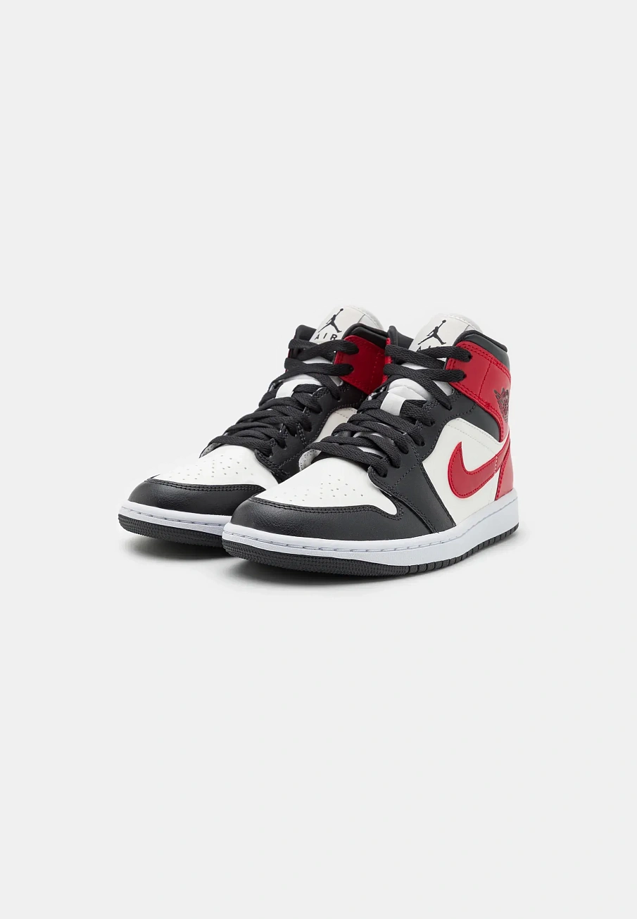 Фото № 4 с приближением к товару «‎AIR JORDAN 1 MID»