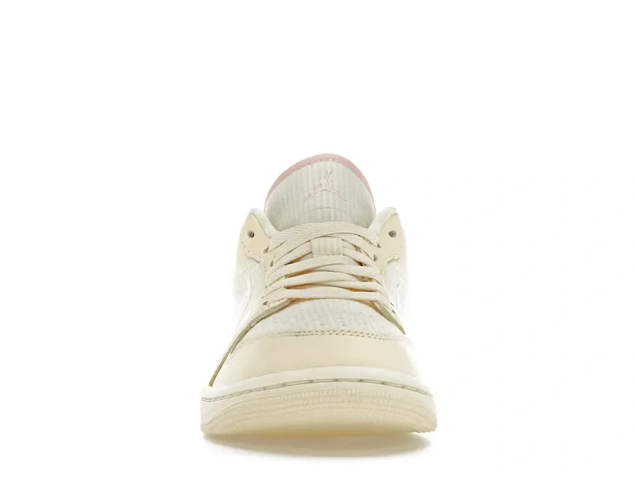 Фото № 2 с приближением к товару «‎Jordan 1 Low SE»