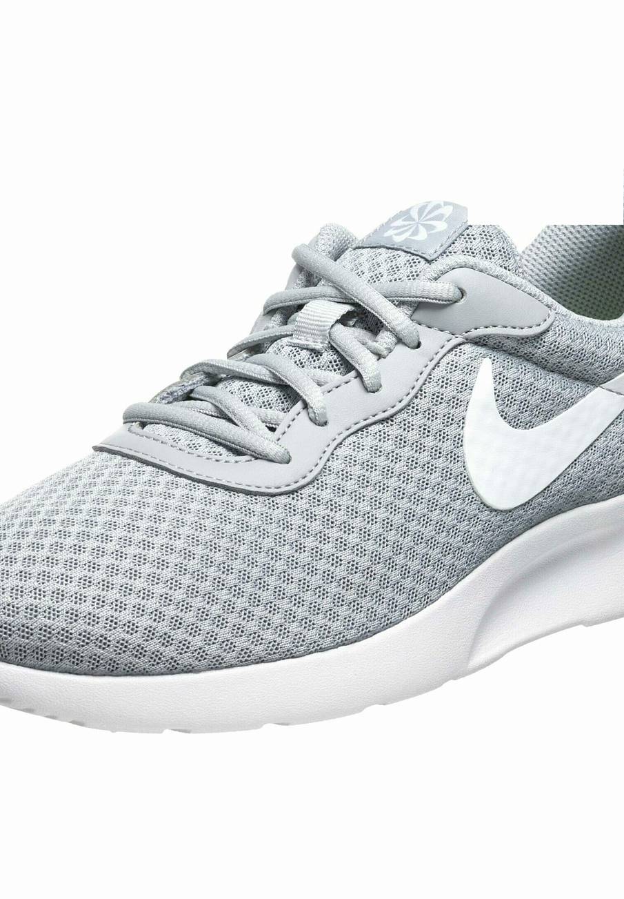 Фото № 2 с приближением к товару «‎Кроссовки Nike SPN1242A2EL-C11»