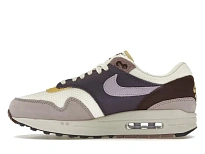 Фото № 3 с приближением к товару «‎Nike Air Max 1»