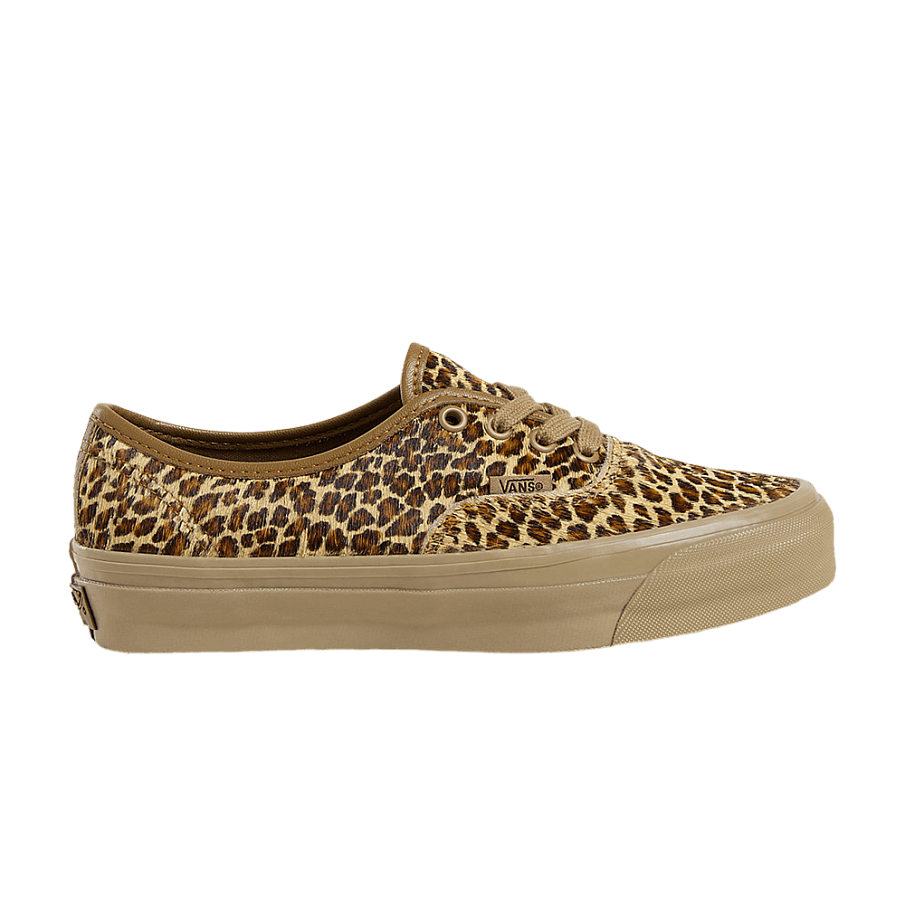 Фото № 1 с приближением к товару «‎Vans Authentic 44 LX Pony Hair Leopard»