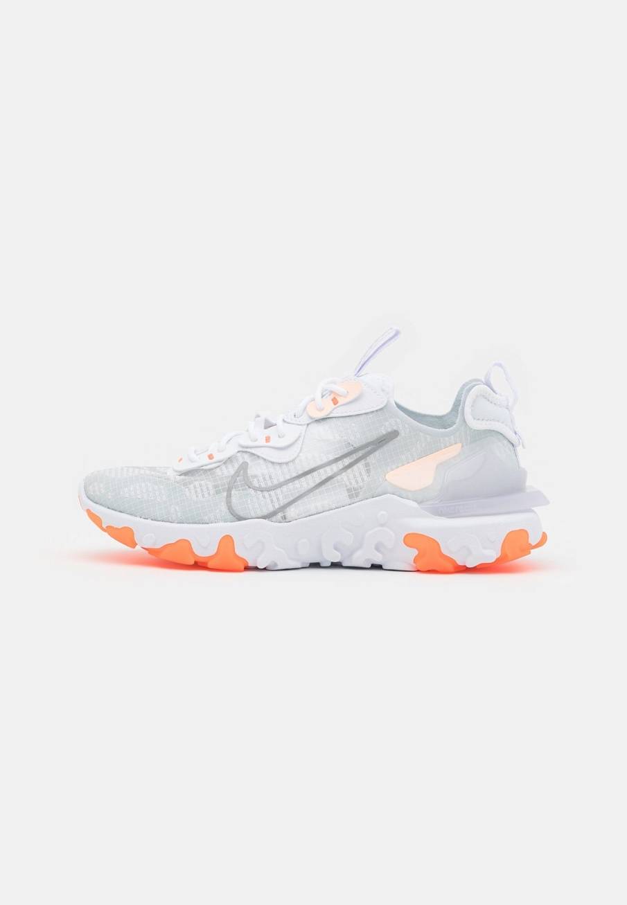 Фото № 1 с приближением к товару «‎Nike React Vision SE »
