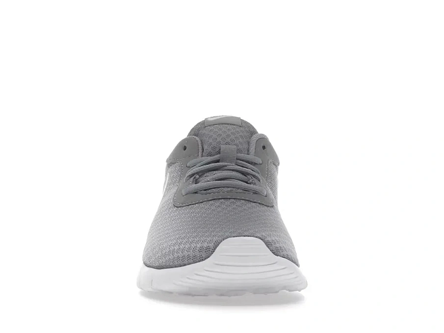 Фото № 2 с приближением к товару «‎Nike Tanjun»