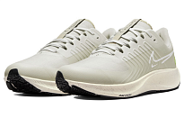 Фото № 3 с приближением к товару «‎Nike Air Zoom Pegasus 38 Shield Running Shoes YellowGreen»