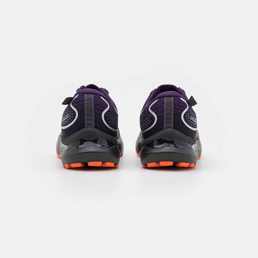 Фото № 2 с приближением к товару «‎Asics Gel Cumulus 24 Gtx»