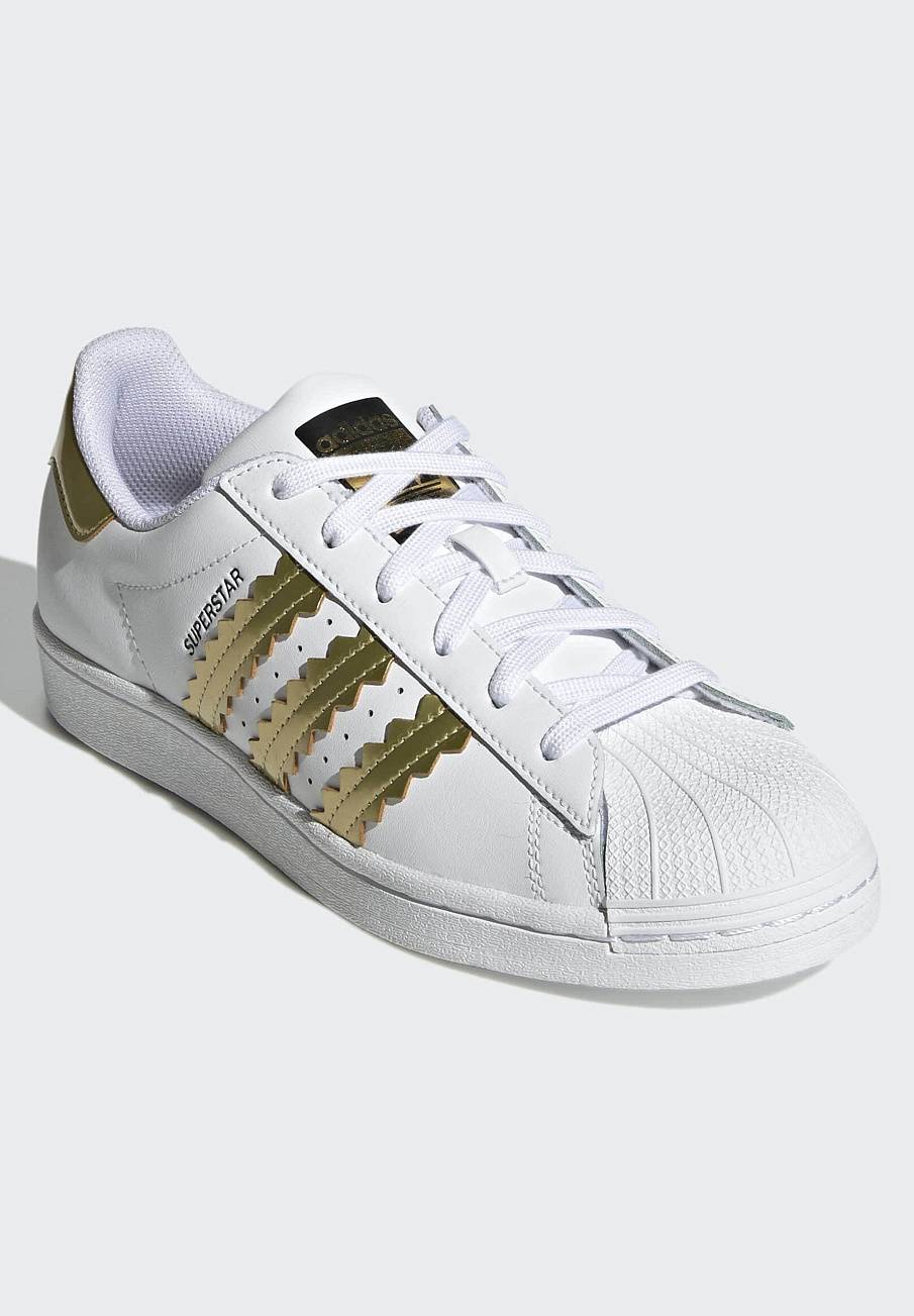 Фото № 2 с приближением к товару «‎Adidas Superstar »