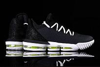 Фото № 5 с приближением к товару «‎Nike Lebron 16 Python »