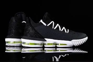 Nike Lebron 16 Python  - 5