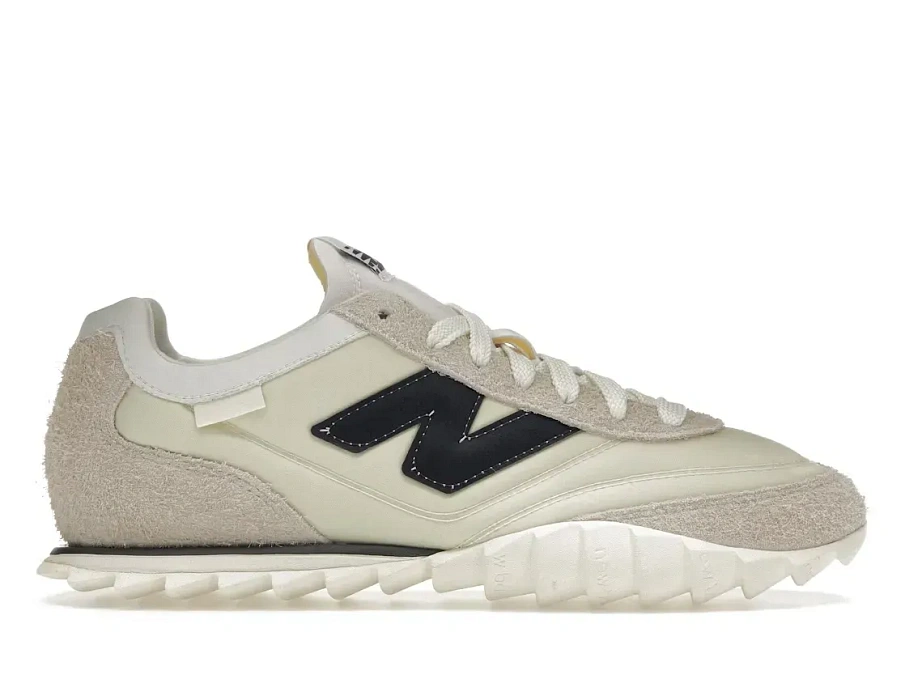 Фото № 1 с приближением к товару «‎New Balance RC30»