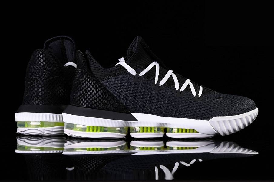 Фото № 5 с приближением к товару «‎Nike Lebron 16 Python »
