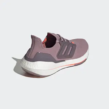 Adidas Ultraboost 22 - 4