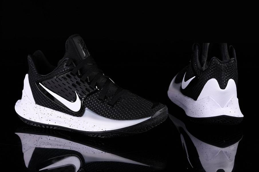 Фото № 4 с приближением к товару «‎Nike Kyrie 2 Oreo »