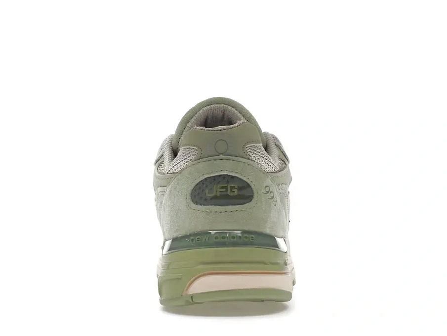 Фото № 4 с приближением к товару «‎New Balance 993»
