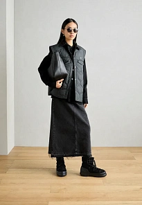 Фото № 3 с приближением к товару «‎LUNA »