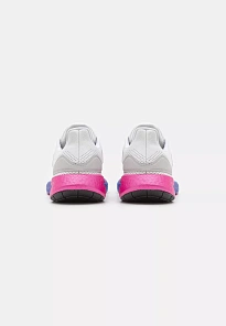 Фото № 3 с приближением к товару «‎PUREBOOST 22»