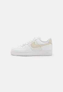 Фото № 1 с приближением к товару «‎AIR FORCE 1 07»