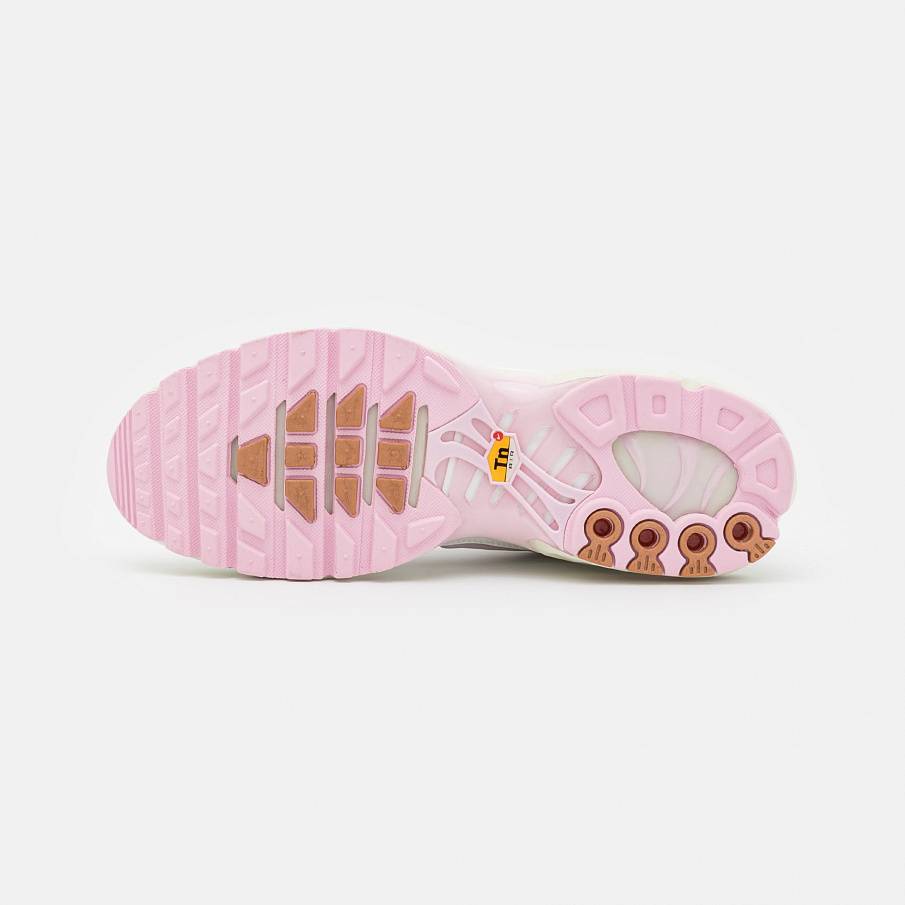 Фото № 4 с приближением к товару «‎Nike Air Max Plus »