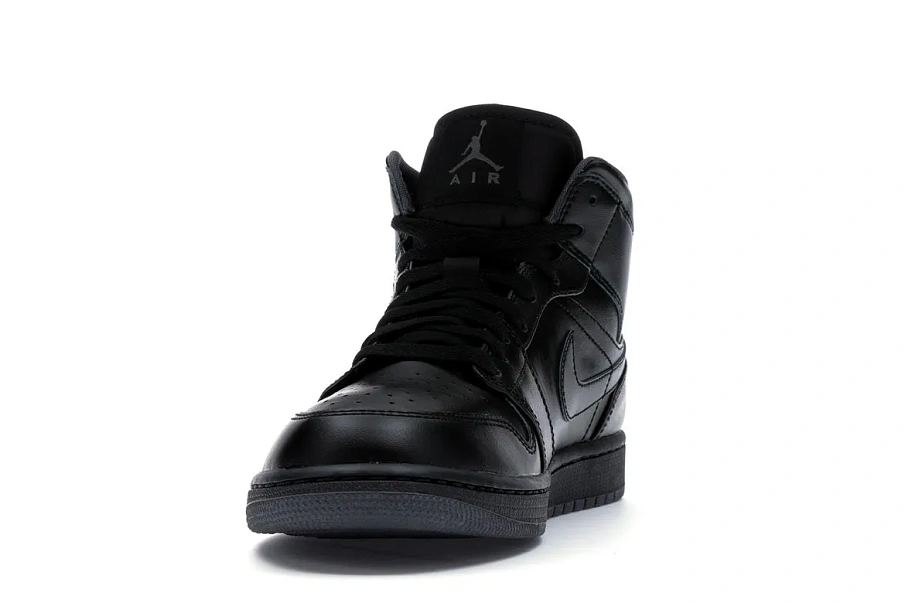 Фото № 2 с приближением к товару «‎Jordan 1 Retro Mid Black (2016)»
