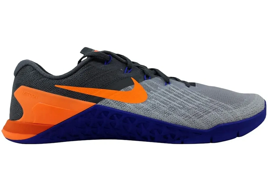 Фото № 1 с приближением к товару «‎Nike Metcon 3 Wolf Grey/Tart-Dark Grey»