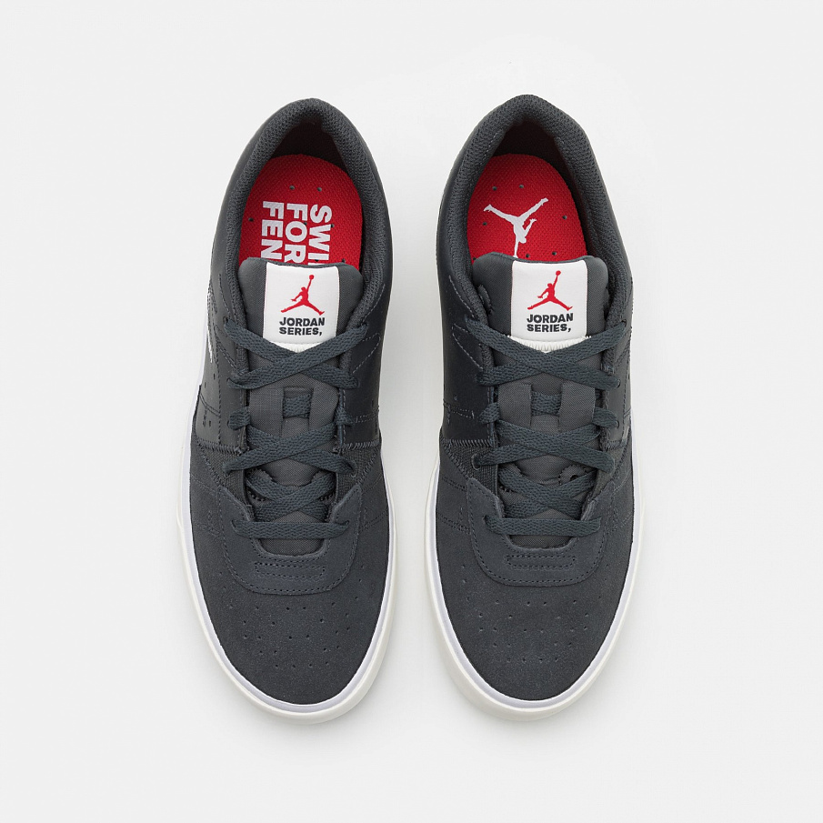 Фото № 4 с приближением к товару «‎Jordan Series ES »