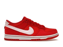 Фото № 1 с приближением к товару «‎Nike Dunk Low»