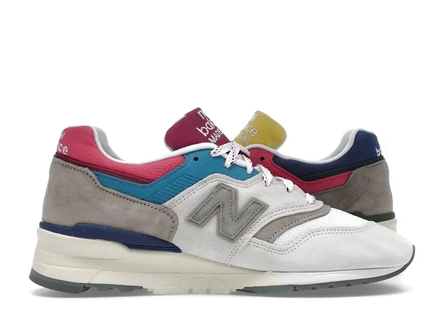 Фото № 3 с приближением к товару «‎New Balance 997»