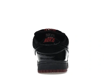 Nike SB Dunk Low Mafia - 4