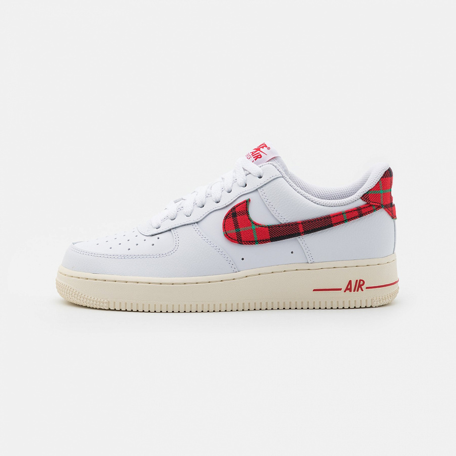Фото № 1 с приближением к товару «‎Nike Air Force 1 07 Lv8 Nos »
