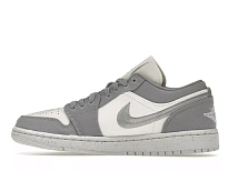 Фото № 5 с приближением к товару «‎Jordan 1 Low SE Light Steel Grey »