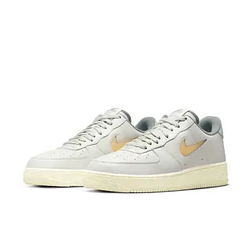 Nike Air Force 1 07 LX - 3